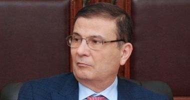 وزير الزراعة يعزى المتحدث الرسمى للوزارة في وفاة والدته