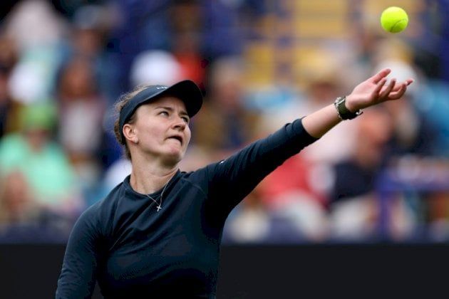 دورة إيستبورن: انسحاب كرايتشيكوفا يلقي بالشكوك حول دفاعها عن لقبها في ويمبلدون