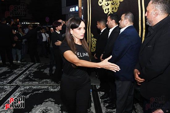 مصطفى كامل وعلى الحجار ولؤى وهاني رمزى فى عزاء والد تامر عبد المنعم (صور)