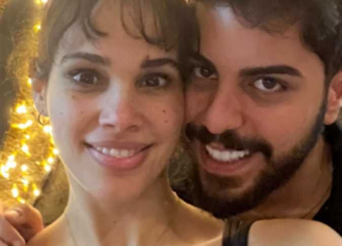 بعد “أنا بنت شيرين رضا”، نور عمرو دياب تثير الجدل مجدّدًا برسالة لافتة إلى والدها