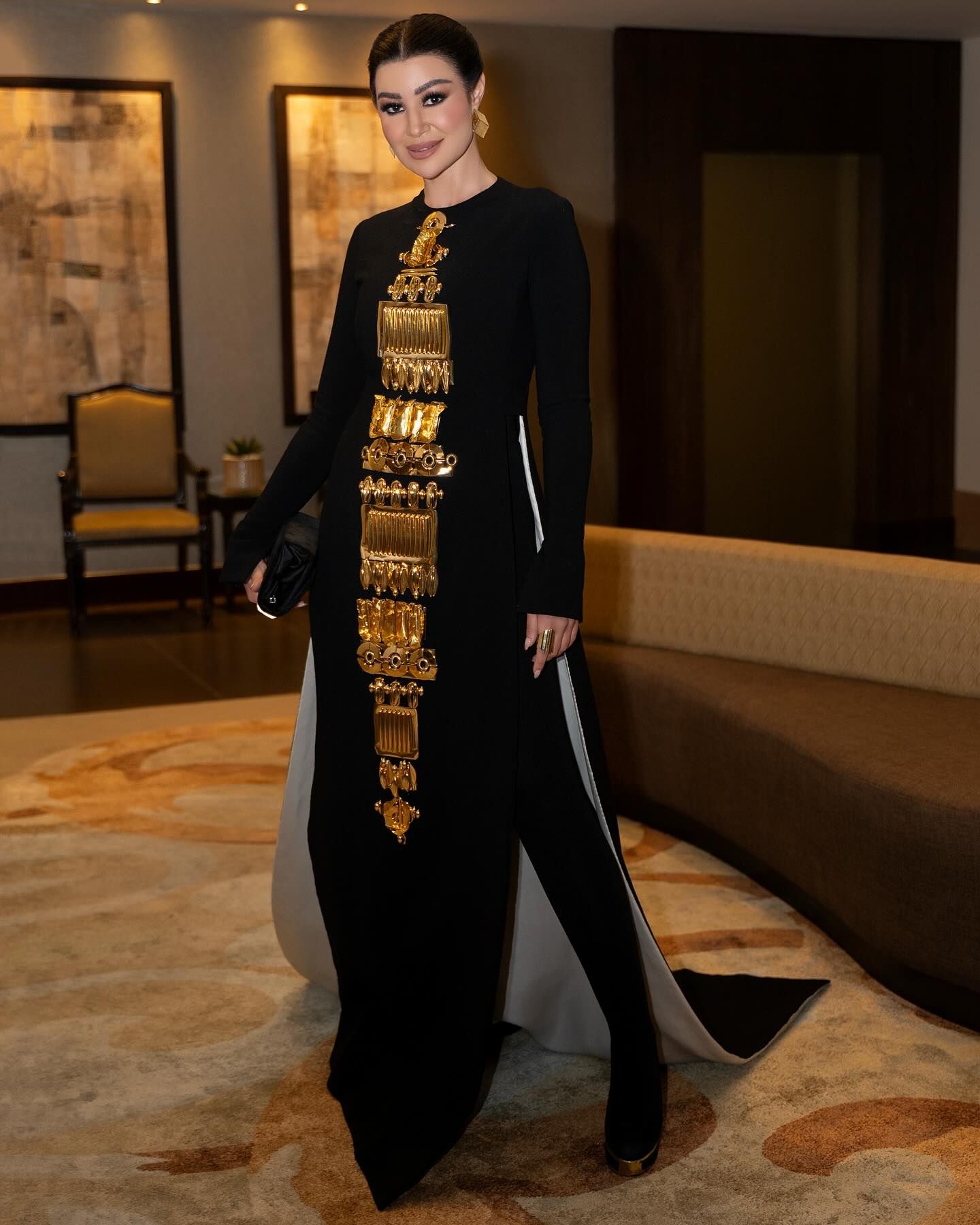 أروى جودة طبيبة وتعيش فى رخاء مع زوجها ياسر جلال فى للعدالة وجه آخر