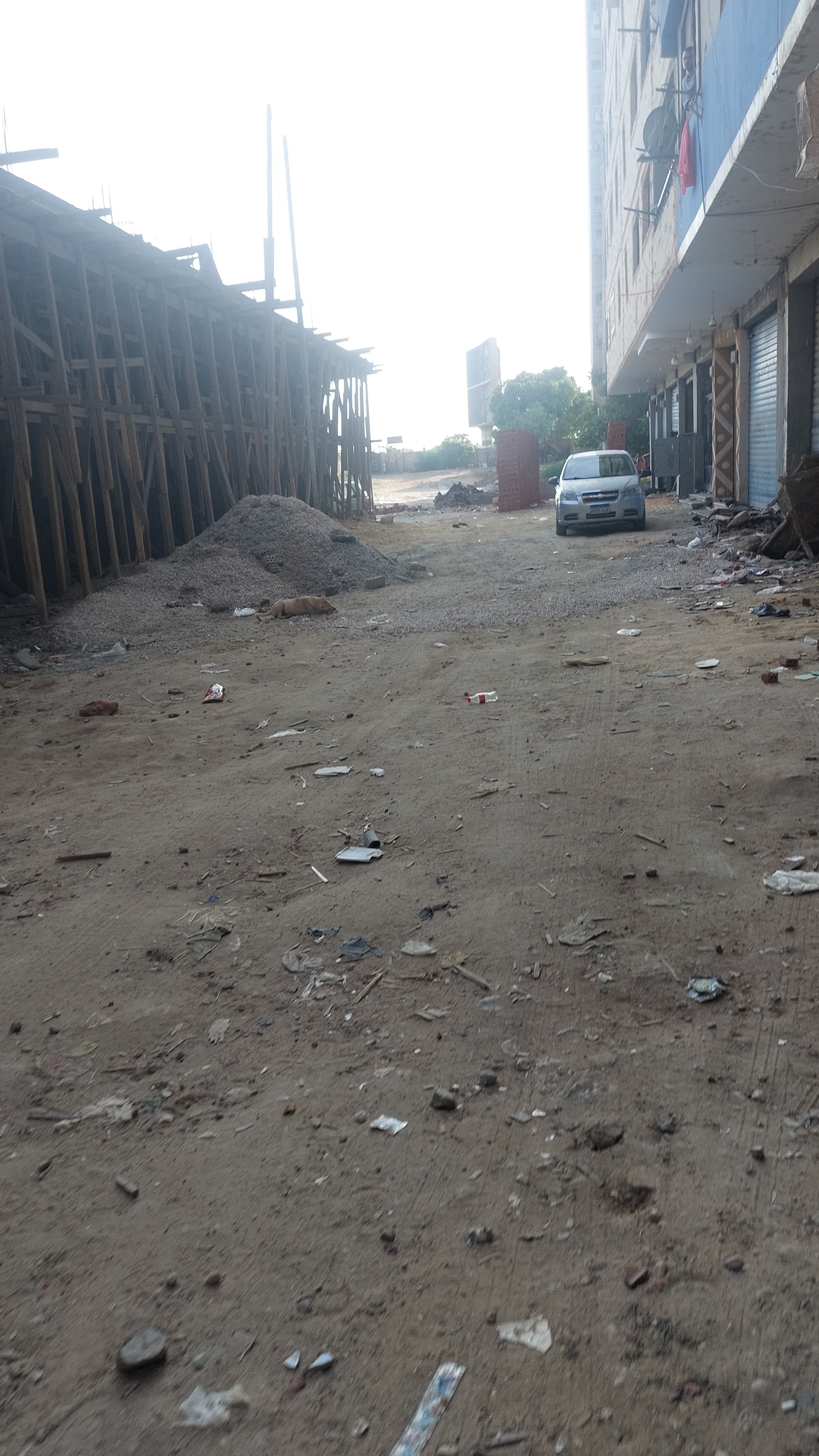 أهالى دار السلام يشكون من بناء مخالف بنزلة أندريا.. صور