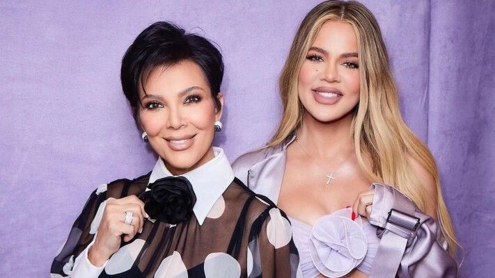 كريس جينر توجه رسالة حب إلى إبنتها كلوي كارداشيان في عيد ميلادها