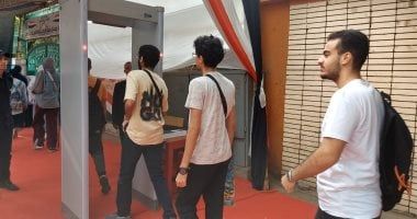 نماذج بإجابات نموذجية.. مراجعة ليلة الامتحان في الإنجليزي للثانوية العامة