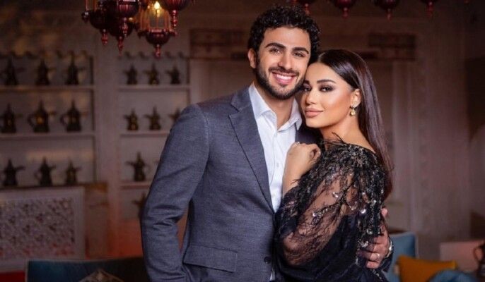 ألكسندر علوم يشارك لحظات عائلية دافئة مع رحمة رياض وابنتهما