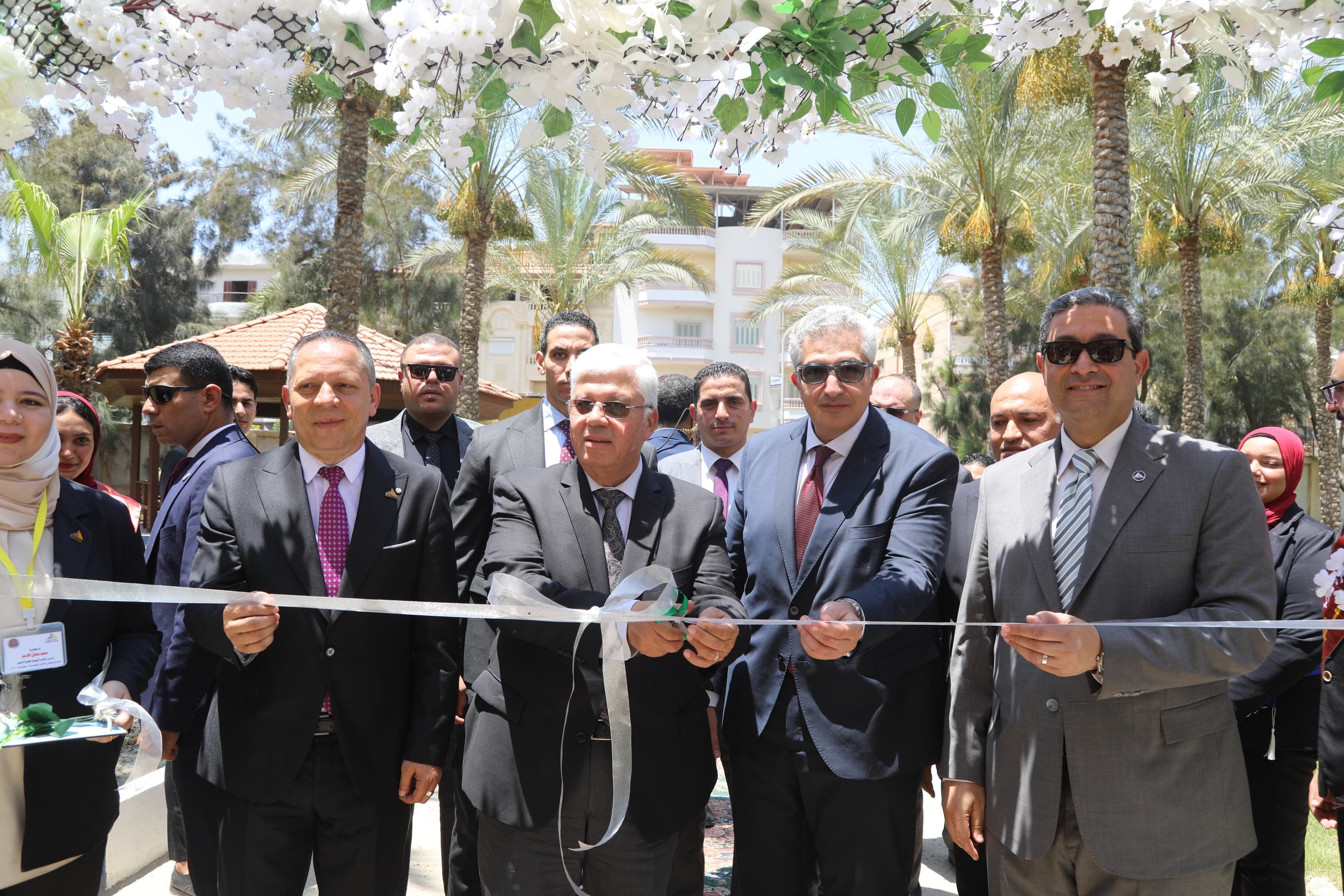وزير التعليم العالي ومحافظ دمياط ورئيس الجامعة يفتتحون عددًا من المشروعات
