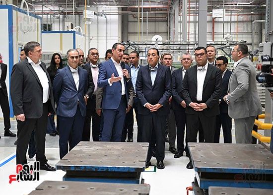 رئيس الوزراء يفتتح مصنعا للأجهزة المنزلية ومستودعا لإحدى الشركات الرائدة بأفريقيا