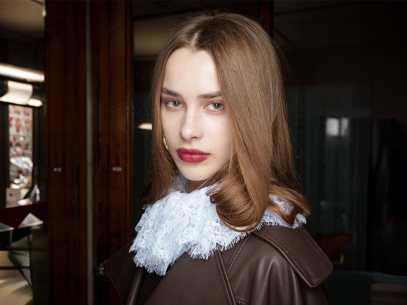 خلطات الفحم النشط لتنقية البشرة.. سر النضارة الطبيعية بمكون واحد