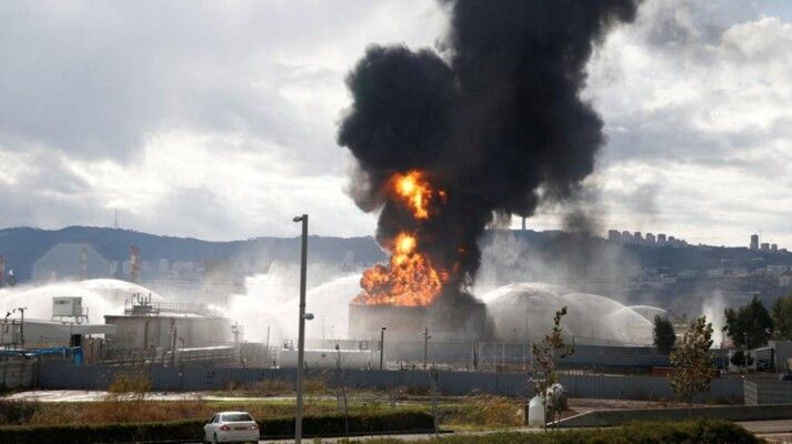 شركة مصافي النفط الإسرائيلية: استئناف التشغيل الجزئي لنشاط التكرير في حيفا بعد اصابتها بصاروخ ايراني