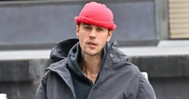 جاستن بيبر يتصدر التريند بعد انفعاله على المصورين وتغيير اسم حسابه على إنستجرام