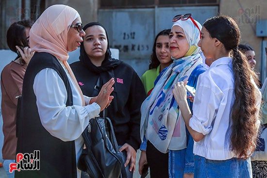 بدء دخول طلاب الثانوية العامة إلى لجان اللغة الأجنبية الأولى