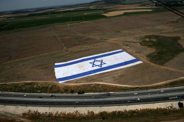 هيئة البث الإسرائيلية: مسؤولون أمنيون قالوا إن ثمة فرصة نادرة لتغييرات في منطقة الشرق الأوسط