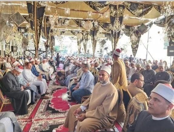 وفد من الأزهر والأوقاف لتعزية أهالى فتيات كفر السنابسة بالمنوفية.. صور