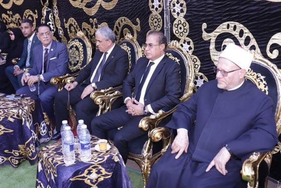 وفد من حزب الجبهة الوطنية يقدم العزاء لأسر ضحايا حادث المنوفية.. صور