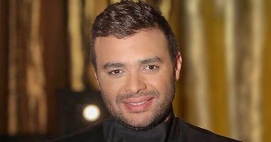 رامى صبرى يكشف عن ألبومه الجديد بعنوان أنا بحبك أنت بمقطع موسيقى.. فيديو