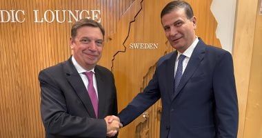 وزير الزراعة يبحث مع نظيره الأسباني تعزيز التعاون المشترك بين البلدين