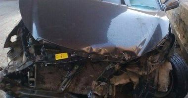 سائق متهور يحطم سيارة خلال "زفة" فى المنصورة ويصيب المارة ويفر هاربًا