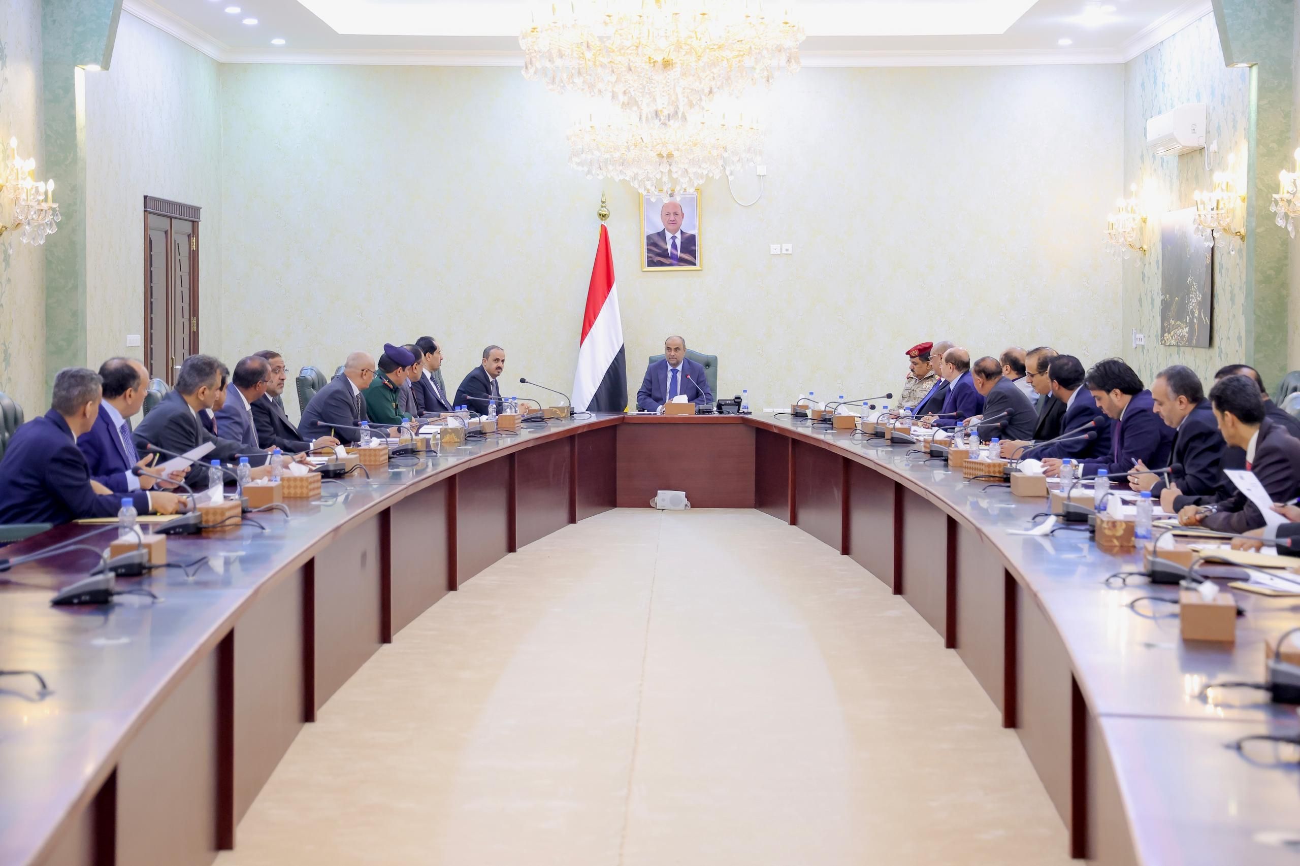 الحكومة تحذر من معارك طارق ضد الشرعية