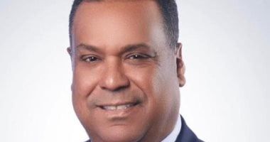 جمال ياقوت يقدم ورشة في الإخراج بمهرجان كلباء للمسرحيات القصيرة بالشارقة