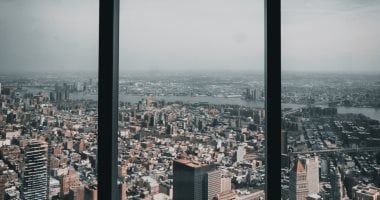 تكنولوجيا: نوافذ ذكية تخفض درجة الحرارة بمقدار 24 درجة مئوية وتكافح التلوث الضوئي في المدن