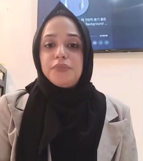 اول ظهور للأمريكية التي هربت من قبضة الحوثيين في صنعاء "فيديو"