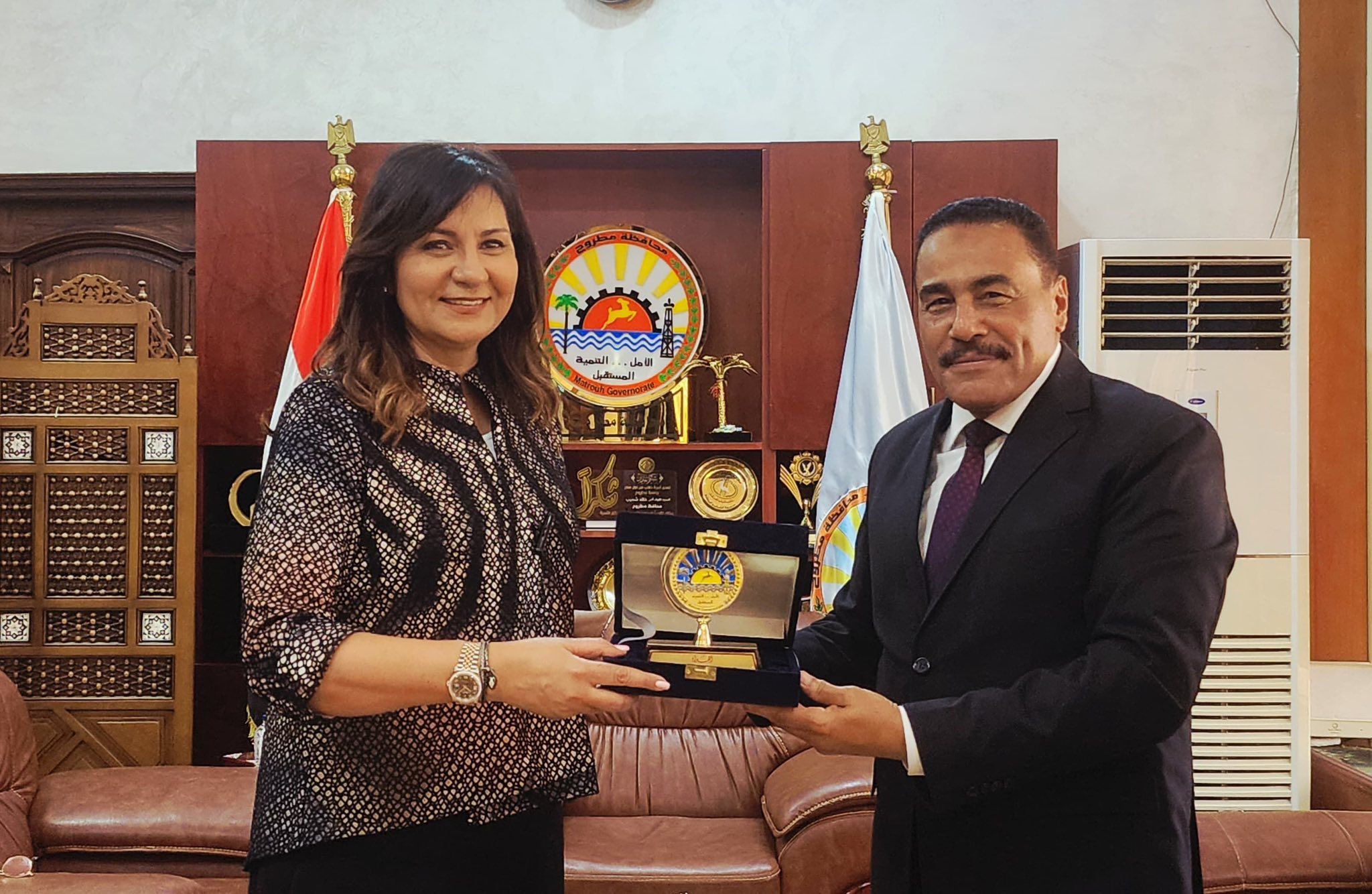 التحالف الوطنى يطلق القافلة الرابعة من قوافل "إيد واحدة" فى مطروح لخدمة أكثر من 10 آلاف مواطن