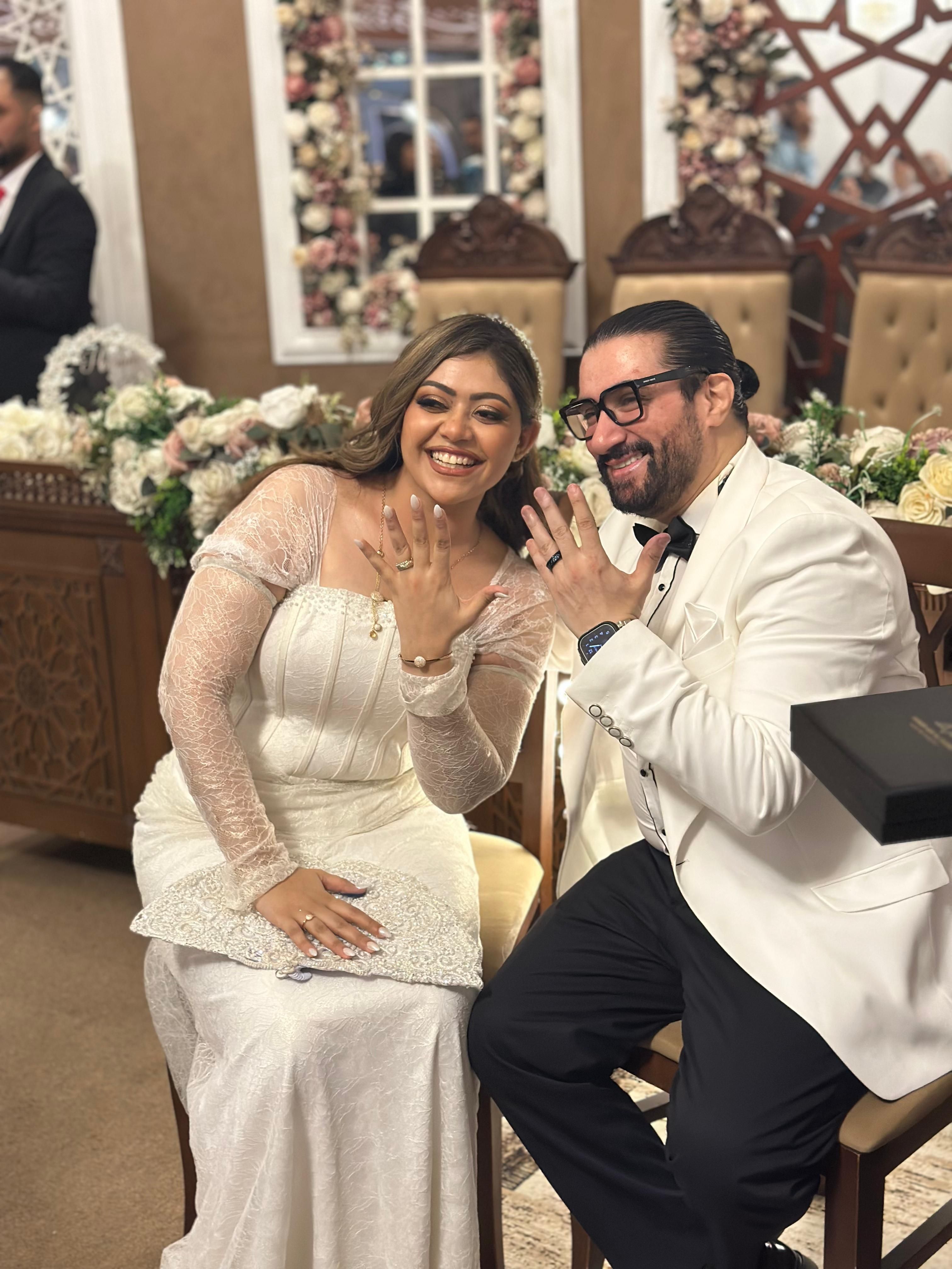 حسام البيجرمي يعقد قرانه على عازفة القانون الدكتورة آية حلمي