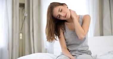 ما هو التهاب المفاصل العنقي؟ الأسباب والأعراض وطرق العلاج