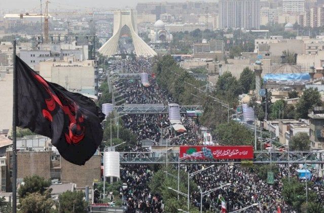 إيران تُشيّع جثامين قادة عسكريين وعلماء نوويين قتلوا في المواجهة مع إسرائيل