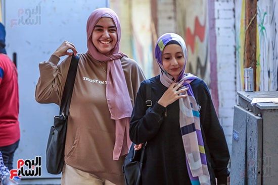 بدء دخول طلاب الثانوية العامة إلى لجان اللغة الأجنبية الأولى