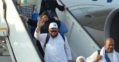 آخر العائدين من حج القرعة: شكرا للرئيس السيسى.. الرحلة سهلة وميسرة.. صور