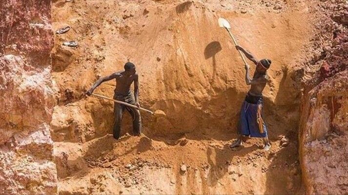 11 قتيلا بانهيار منجم ذهب في شمال السودان