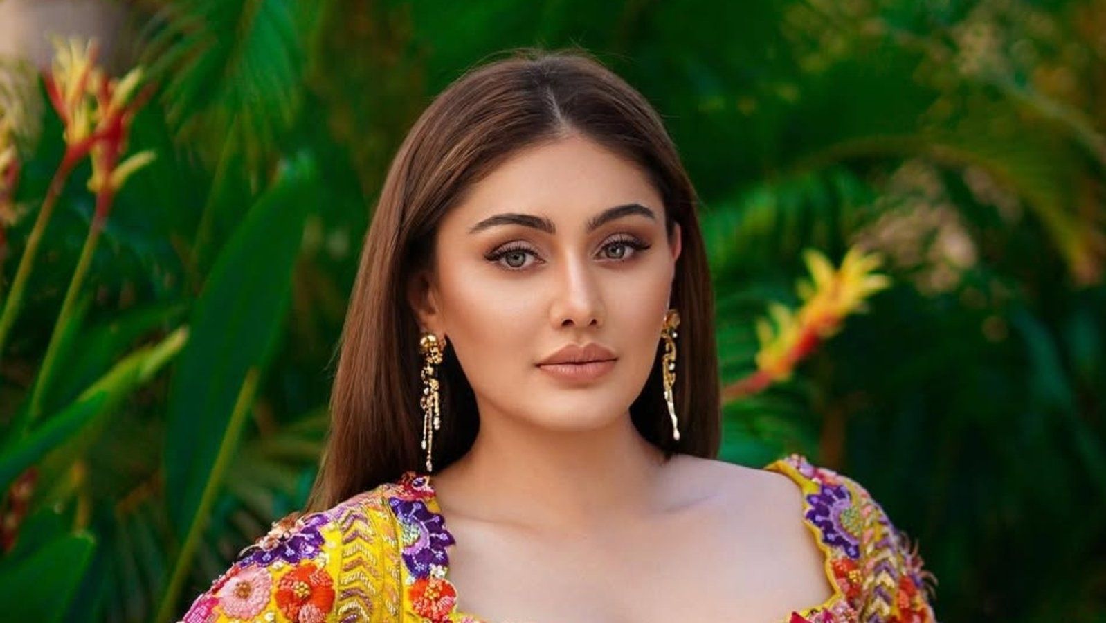 حقن مضادة للشيخوخة ولعب اليوجا.. تعرف على سبب وفاة شيفالي جاريوالا