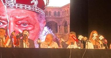 أيمن الشيوى يكشف عن موعد افتتاح "الملك لير" فى مؤتمره الصحفى