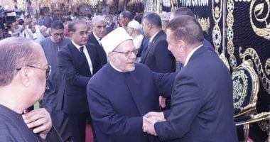 وفد من حزب الجبهة الوطنية يقدم العزاء لأسر ضحايا حادث المنوفية.. صور