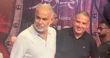 محمود البزاوى وأحمد غزى ووليد فواز فى العرض الخاص لمملكة الحرير