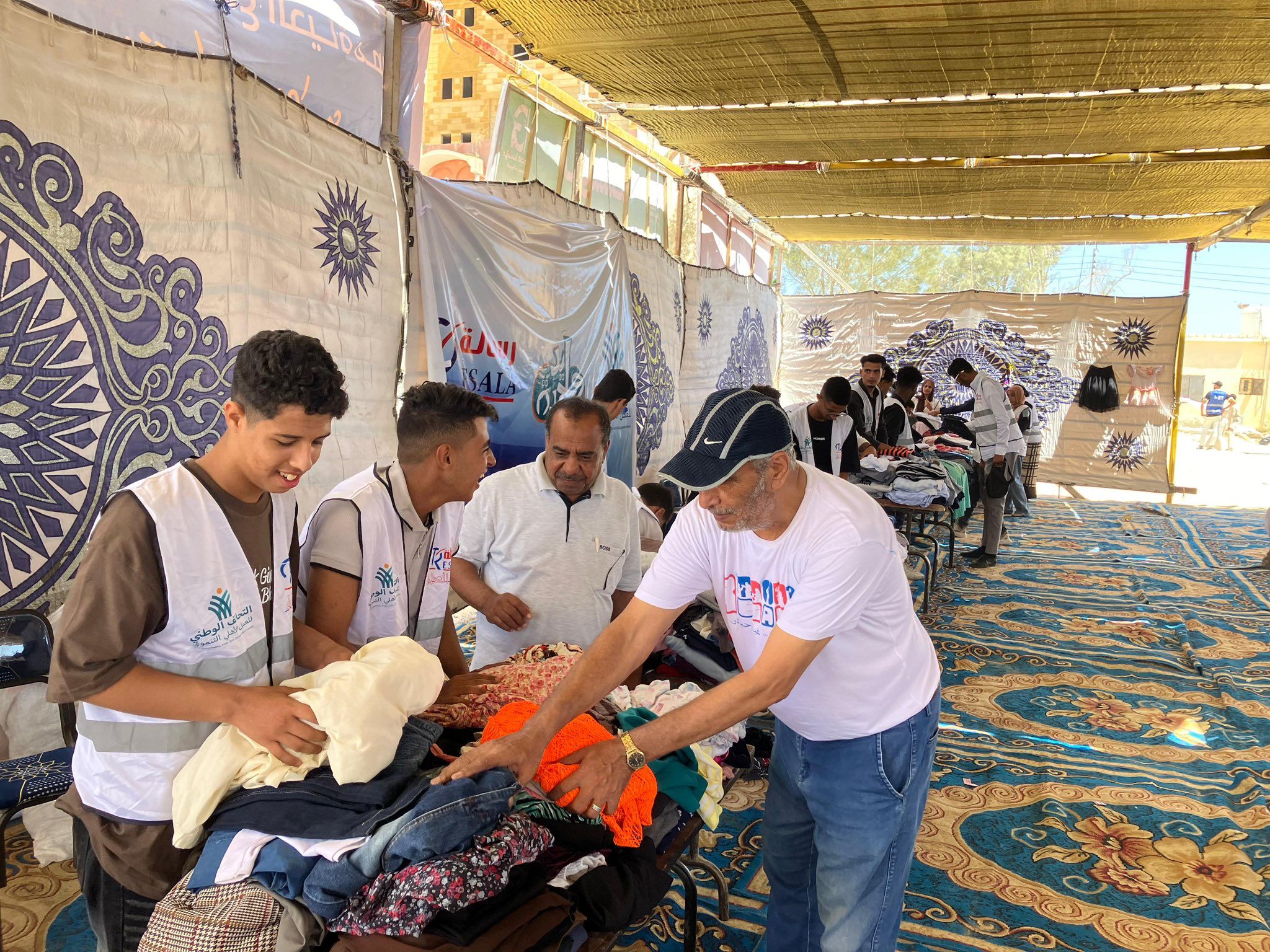 التحالف الوطنى يطلق القافلة الرابعة من قوافل "إيد واحدة" فى مطروح لخدمة أكثر من 10 آلاف مواطن