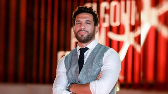 حسن الرداد يستذكر والده بصورة طفولية نادرة ورسالة مؤثرة