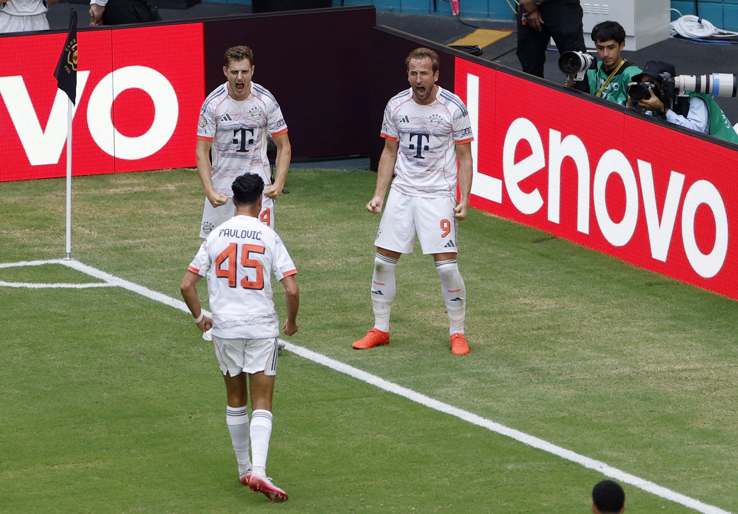 الامارات | فاز على فلامنغو برباعية.. بايرن ميونيخ يضرب موعداً نارياً مع باريس سان جيرمان