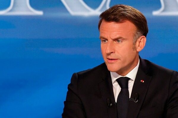 ماكرون: الرسوم الجمركية التي تفرضها الدول ذات النفوذ تمثل في كثير من الأحيان شكلا من أشكال "الابتزاز"