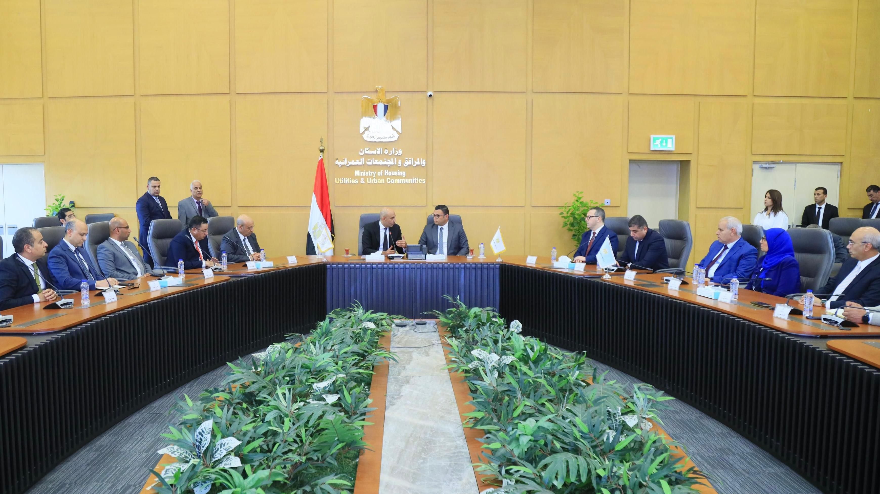 بروتوكول بين الإسكان والتعليم لإنشاء مدرسة لتطبيق نظام التعليم الألمانى