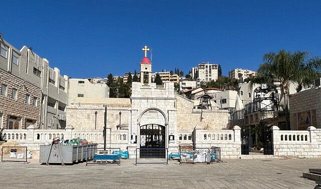 مجلس الطائفة الأرثوذكسية: ندين الاعتداء الفظّ على كنيسة في الناصرة ولن نسمح بتمرير أجندات مرفوضة