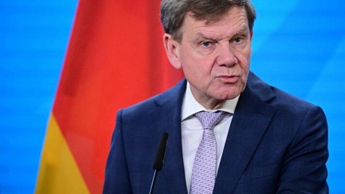 وزير الخارجية الألماني: سنواصل الوقوف إلى جانب أوكرانيا حتى تتمكن من الدفاع عن نفسها