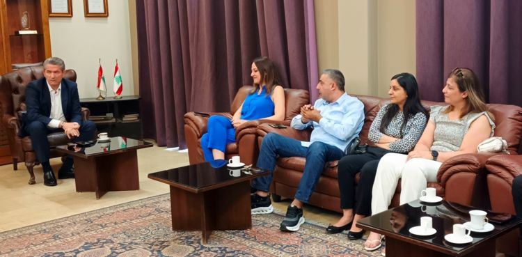 أبو جودة ترأس اجتماعًا إداريًا ركز على تحسين الانتاجية وتعزيز جودة الخدمات