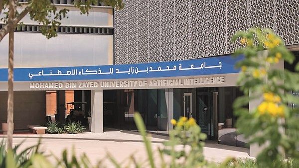 «جامعة محمد بن زايد» تُمهّد لتحوّل جوهري في الذكاء الاصطناعي الفيزيائي