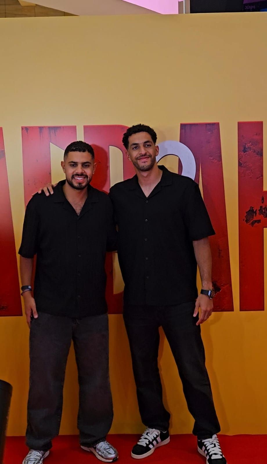 السقا وأحمد فهمى وجيهان الشماشرجى يحتفلون بعرض فيلم أحمد وأحمد.. وعمرو سعد يهنئهم