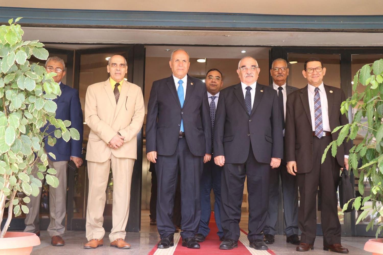 قضايا الدولة تكرم المستشار عبد الرزاق شعيب لبلوغه سن التقاعد بحضور الرئيس الجديد