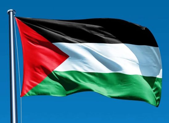 السلطة الفلسطينية تدفع 35% من رواتب موظفيها عن شهر نيسان وسط استمرار أزمتها المالية