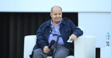وحيد حامد أعظم كتاب السيناريو فى مصر وسجل حافل بنجاحات سينمائية ودرامية