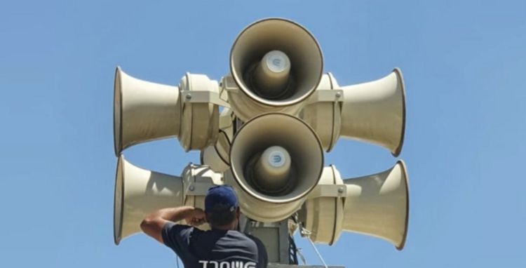 صفارات الإنذار تدوي في تل أبيب الكبرى والقدس ووسط إسرائيل بعد إطلاق صاروخ من اليمن